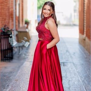 Sherri Hill Prom Dress